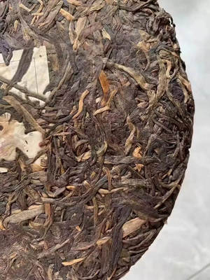 2004年象明茶厂易武麻黑古树茶 产品规格:400克
